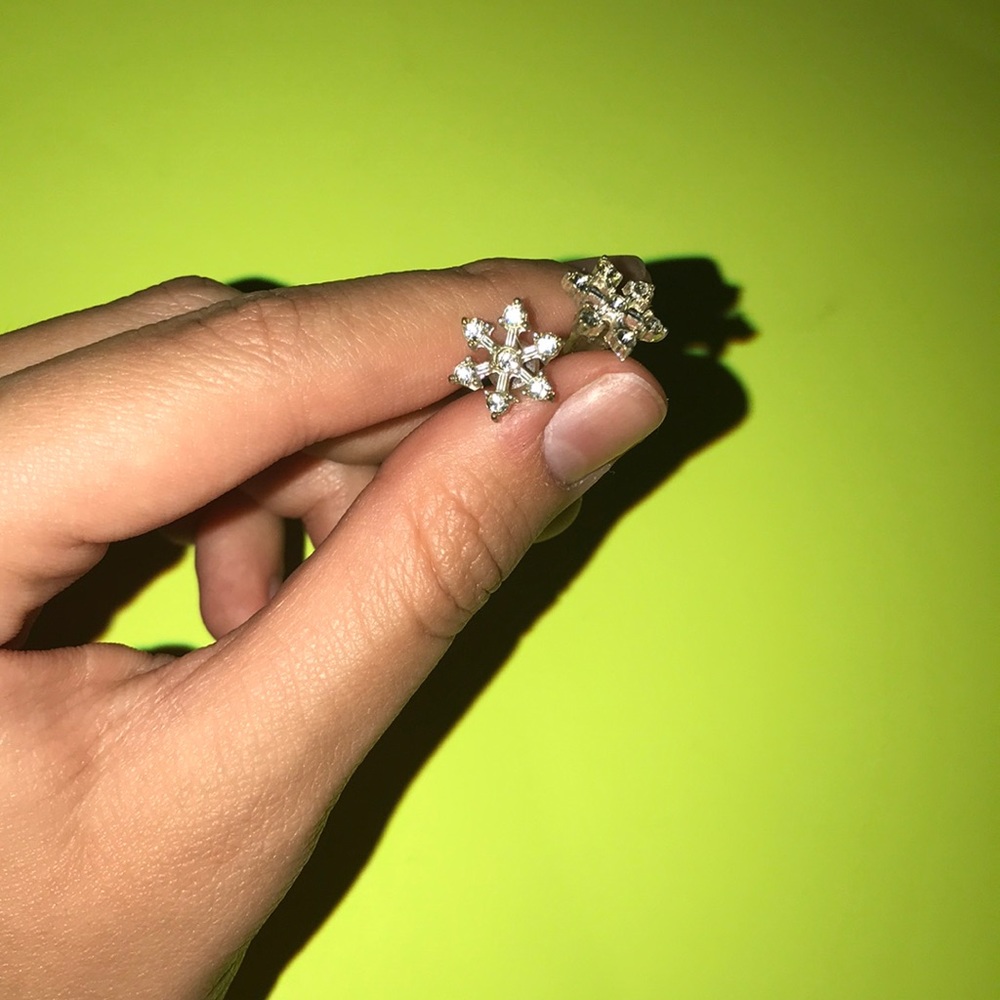 cubic zirconium diamond earrings snowflake